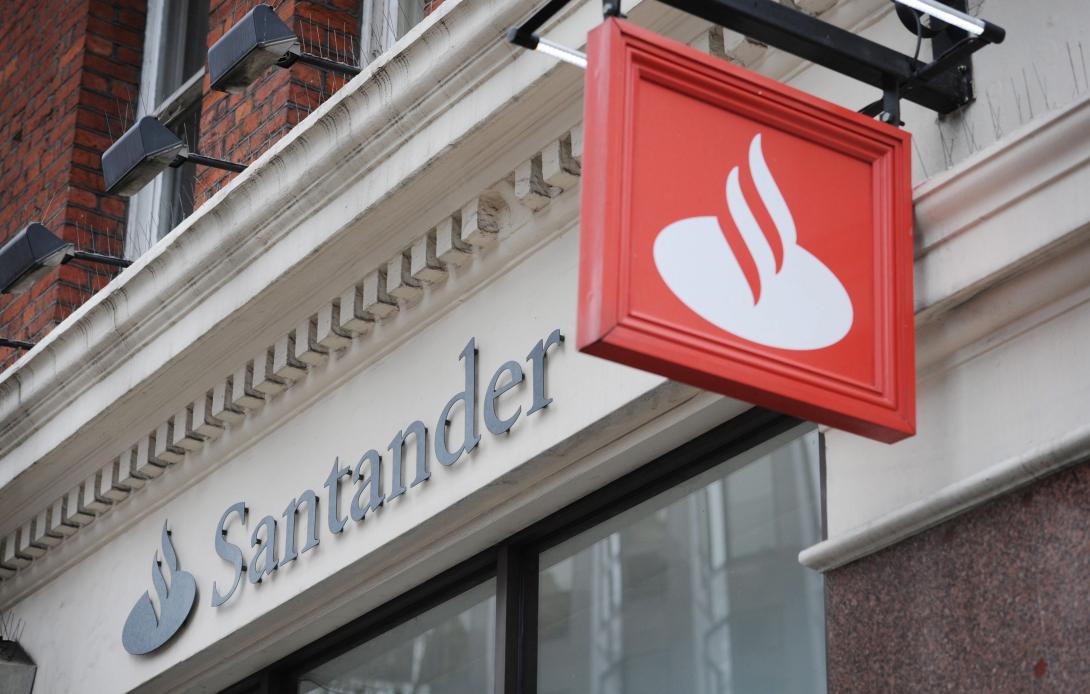 La Audiencia Provincial de Gijón obliga a Banco Santander a devolver 575.000 euros  a un matrimonio