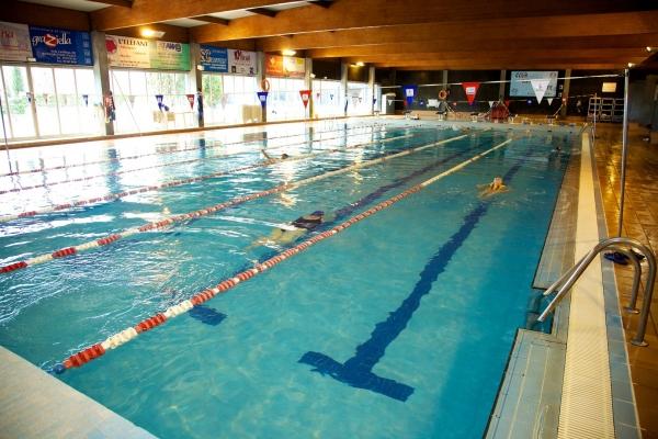 El TSJC condemna l'Ajuntament de Parets pel clor de la piscina municipal