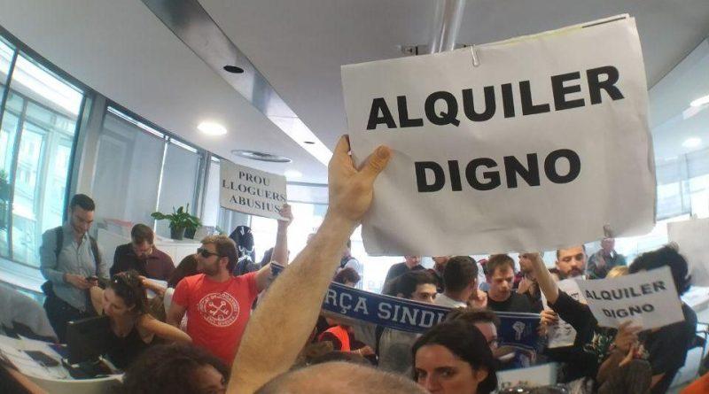 Primera demanda contra AZORA