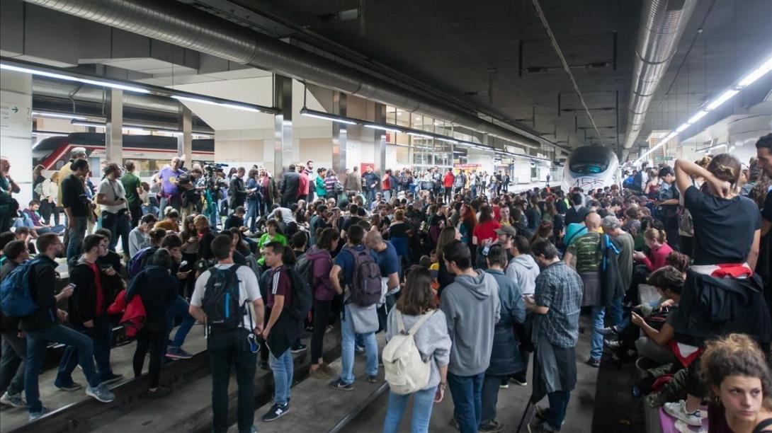 Sobreseimiento de la causa seguida por la ocupación de las vías del AVE durante la huelga del 8N